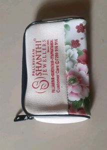 6 Pouches