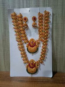 Gold Tone Traditional Jewellery Set