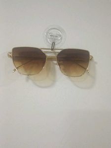 Stylish Gold Frame Sunglasses
