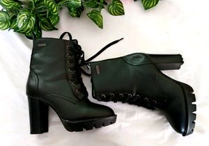 Black Leather Boots (Women)