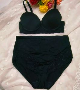 Classic Black Lace Trim Bra with high waist penty