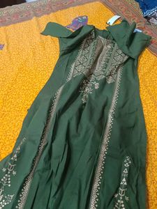 Green Kurta set with Gold Print