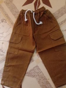 New kids shorts age 4-5 years each 100