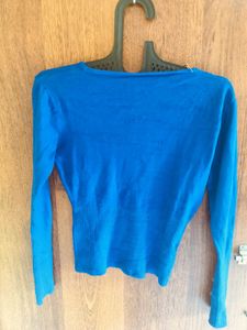 Blue Knitted Top - Stylish &amp; Comfortable