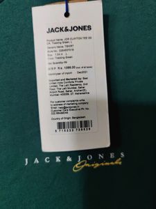 Jack And Jones Men  Casual Tshirt. New With Tag.