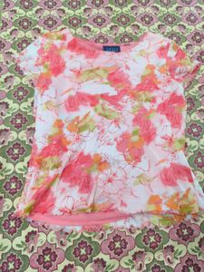 Floral Print Top - Great for Summer!