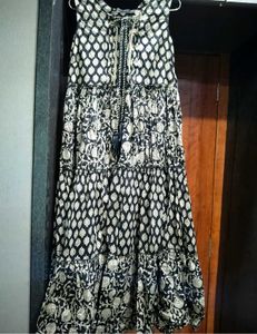 Elegant Black & Gold Printed Maxi Dress