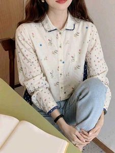 Korean Pintrest Charming Floral Print Button-Up Sh