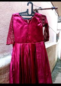 Elegant Lace Sleeve Maxi Dress
