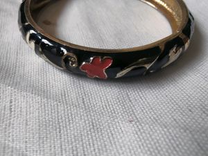 bangle / kada