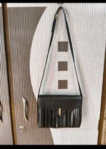 Chic Black Leather Crossbody Bag