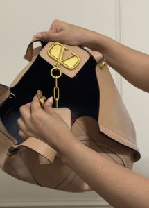 Valentino Elegant Beige Leather Handbag