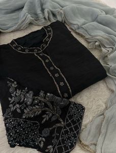 Elegant Black Kurta with Dupatta