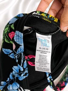 145.Floral Bikini Top