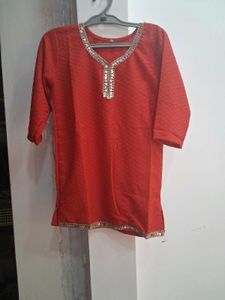 4 Embellished Kurta