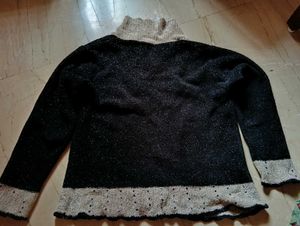 Stylish Women's Black &amp; Tan Cardigan