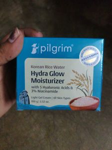 Pilgrim moisturizer and mcaffien face scrub combo