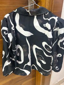 Stylish Printed Collared Blouse