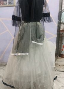 Lehenga With Black Blouse And Duptta