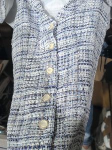 Dodo &amp; Moa size L Textured Wide Leg Pants