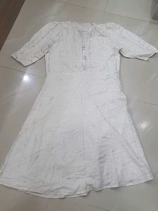 Elegant White Kurta with Sparkle