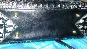 Chic Crocodile Textured Handbag
