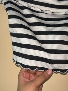 H&amp;M Striped Off-Shoulder Top