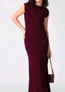 ✨Beautiful Burgundy bodycon Maxi Dress✨