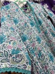 Flowy Floral Print Kurta with pant