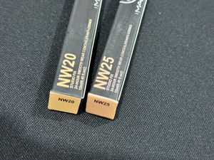 MAC Studio Fix 24-Hour Concealer (NW20 &amp; NW25)