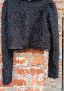 Black Wollen Shrug
