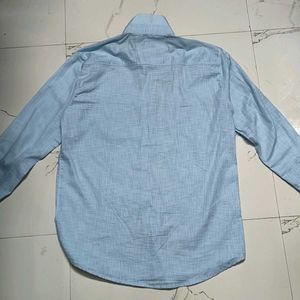 Light Blue Linen Shirt 🩵