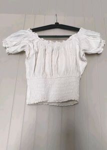 Chic white top