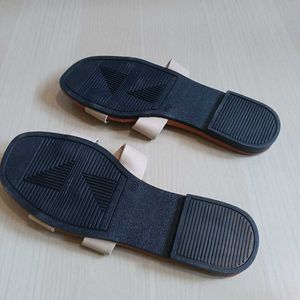 Stylish Beige &amp; Tan Flat Sandals