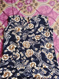 Floral Sleeveless Top