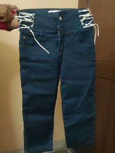 Trendy High Waisted Lace-Up Jeans