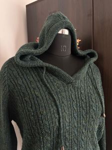 Cozy Cable Knit Hooded Sweater