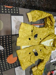Stylish Yellow Casual Jacket and skivi free