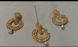 Elegant Kundan Maang Tikka &amp; Earrings Set