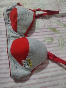 Comfortable Grey &amp; Red Bra 28B