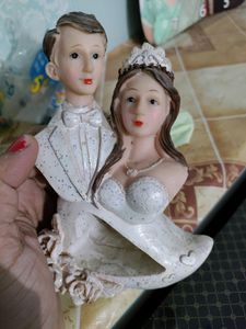 Beautiful Married Couple Home Decor Showpiece