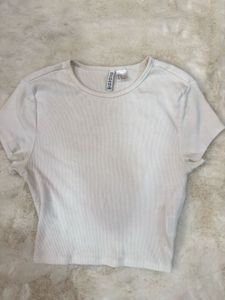 Ribbed Cropped T-Shirt