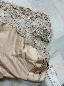Elegant Lace Detail Bridal Gown