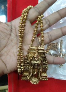 Traditional Gold Toned Necklace