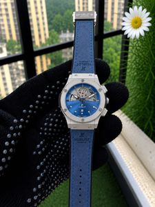 HUBLOT CLASSIC FUSION GREEN DIAL ⌚