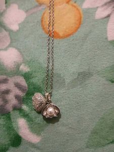 Shell 🐚 Shaped Chain