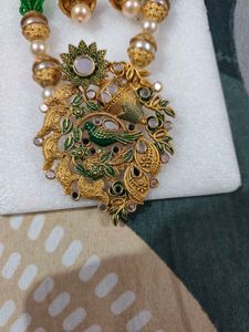Exquisite Peacock Design Necklace Set