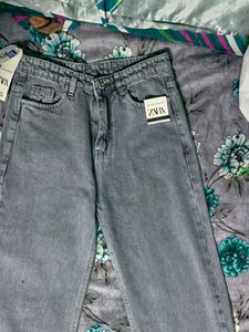 Zara straight leg jeans! discount