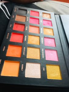 Eye-shadow Palette Huda Beauty Orginal