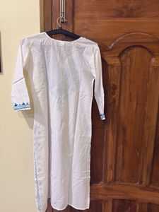 embroidered kurta
